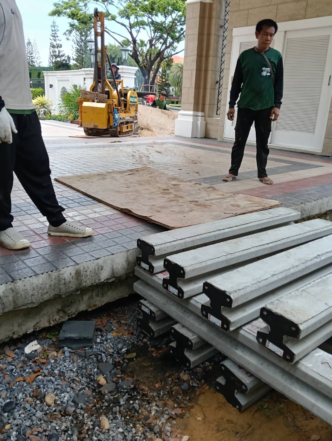 19 - https://ช่างเทพรับตอกเสาเข็ม.com | บริการรับตอกเสาเข็มไมโครไพล์และตอกเสาเข็มด้วยแรงคนทั่วกรุงเทพฯ นนทบุรี ปทุมธานี โดยทีมงานช่างเทพผู้เชี่ยวชาญ รับประกันคุณภาพและราคาถูก ติดต่อได้ทันที